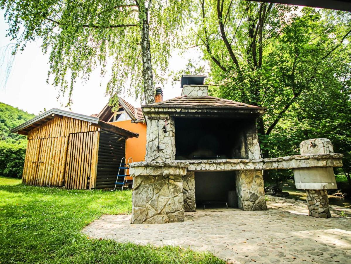 Home Eden Dobrenica Bihać Dış mekan fotoğraf
